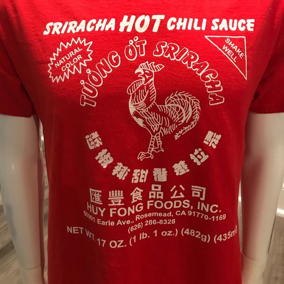 Sriachi Red T-Shirt - Picture 2 of 16